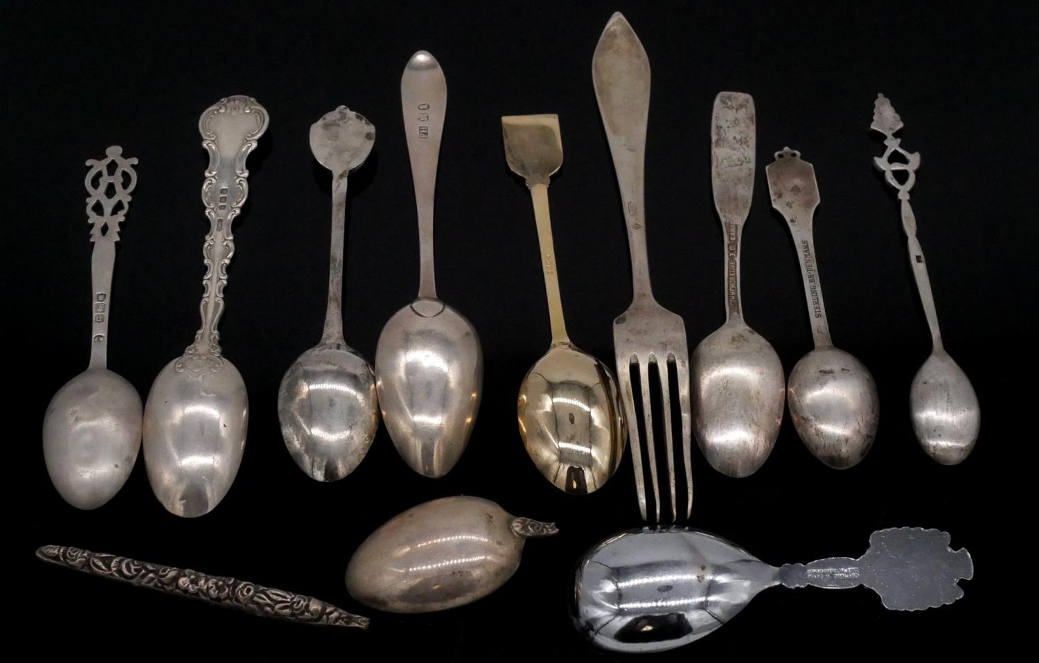 A collection of silver and silver plate cutlery. Including two Russian silver cake forks, a - Image 5 of 6