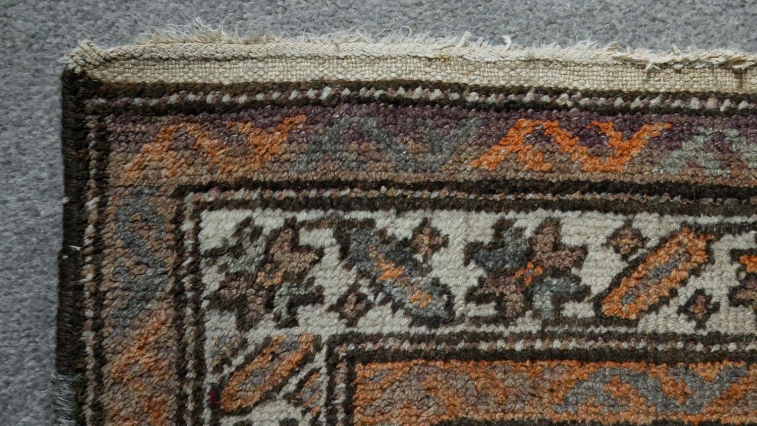 A Hamadan rug along with a kelim. H.187 W.102cm - Image 3 of 7