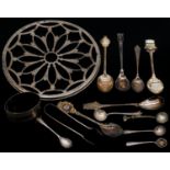 A collection of silver and silver plated teaspoons and other silver items. Including a pierced