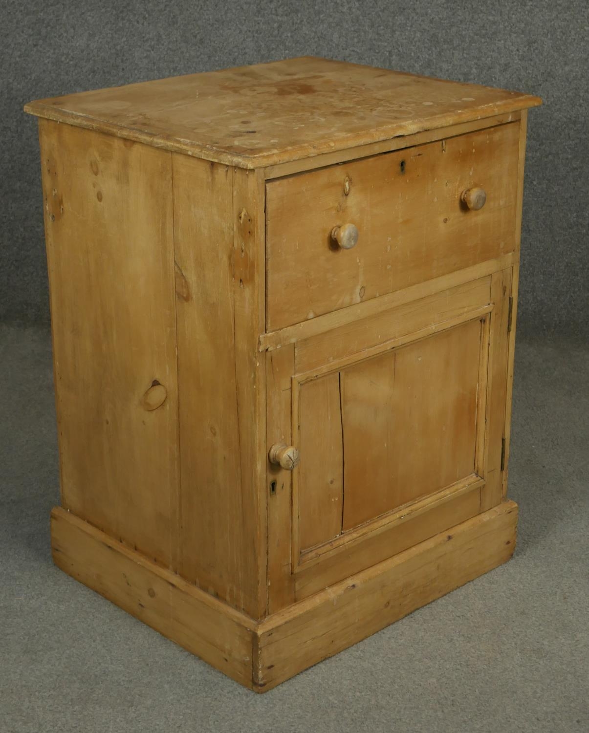 A 19th century pine kitchen cabinet. H.72 W.54 D.45cm - Image 2 of 4