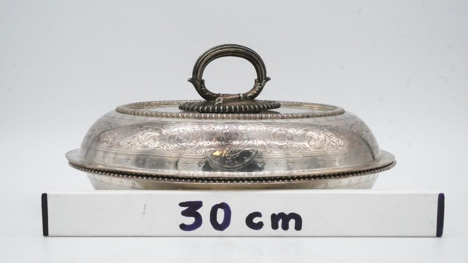 A Victorian silver plated serving dish with lid and removabale handle. L.28cm - Image 8 of 8