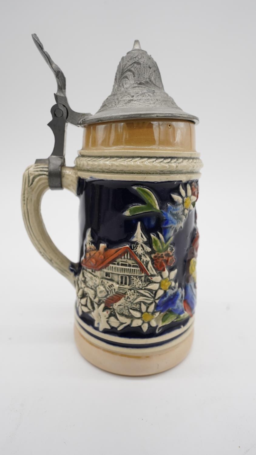 A collection German salt glaze steins in various sizes along with a Crown Ducal Harmony Guinness - Image 5 of 31