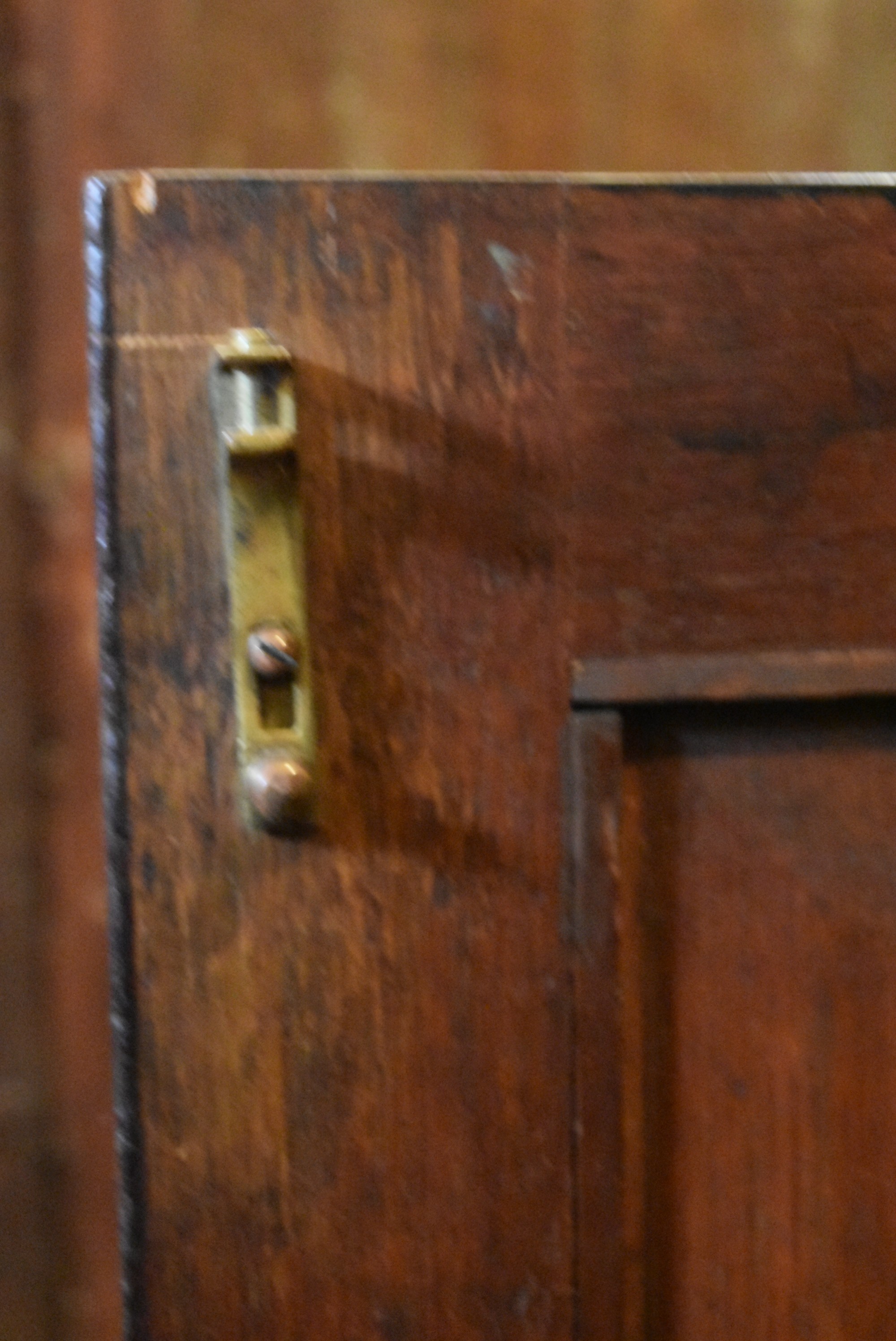 A 19th century mahogany chiffonier with raised and shelved upstand above deep frieze drawer and - Image 11 of 11