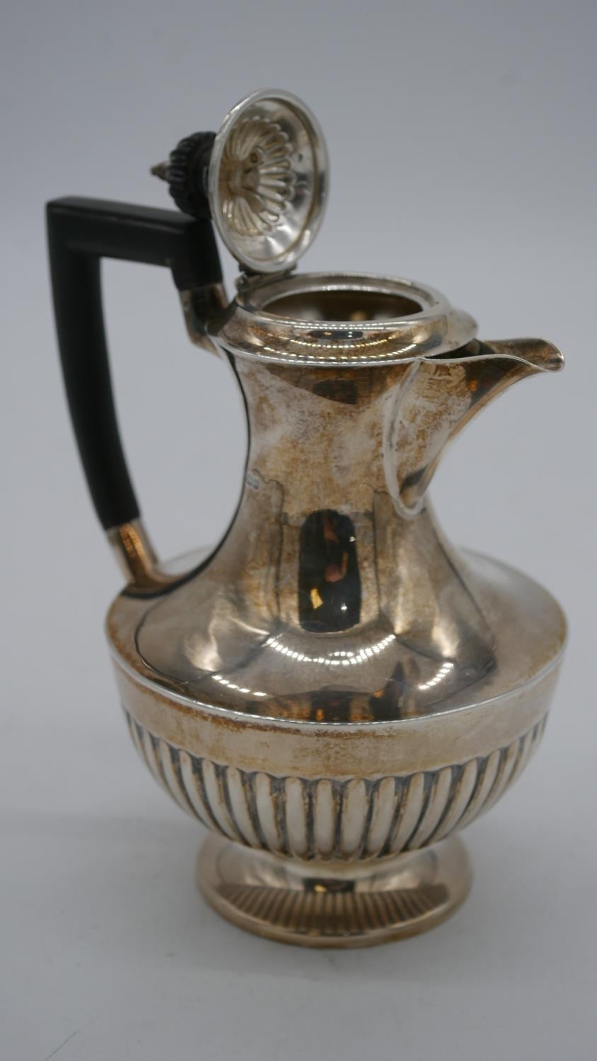 An Edwardian Mappin and Webb sterling silver gadrooned coffee pot with ebony handle. Hallmarked M&W, - Image 4 of 4