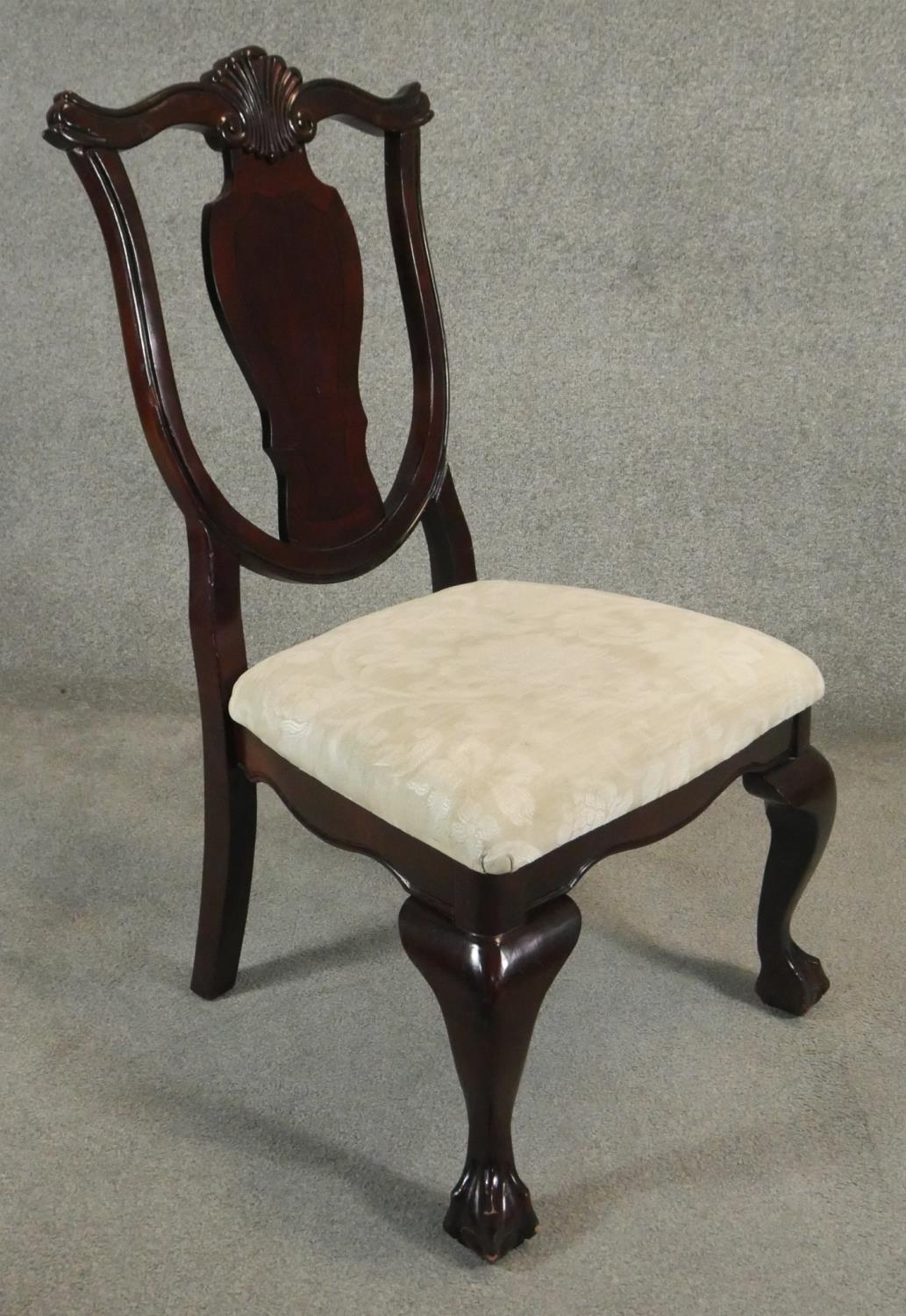 A set of six mahogany early Georgian style dining chairs with shaped shell carved splats above - Image 6 of 6