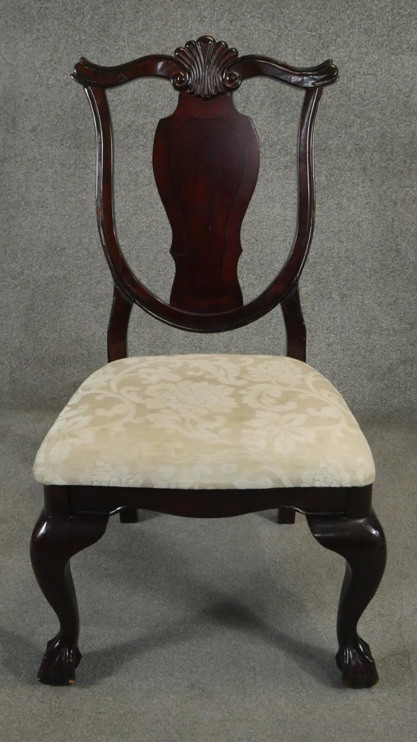 A set of six mahogany early Georgian style dining chairs with shaped shell carved splats above - Image 5 of 6
