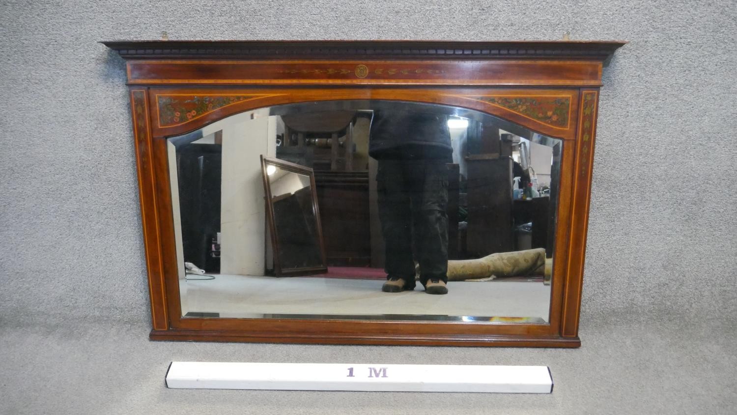 An Edwardian mahogany and satinwood inlaid overmantel mirror with hand painted ribbon, swag and - Image 2 of 5
