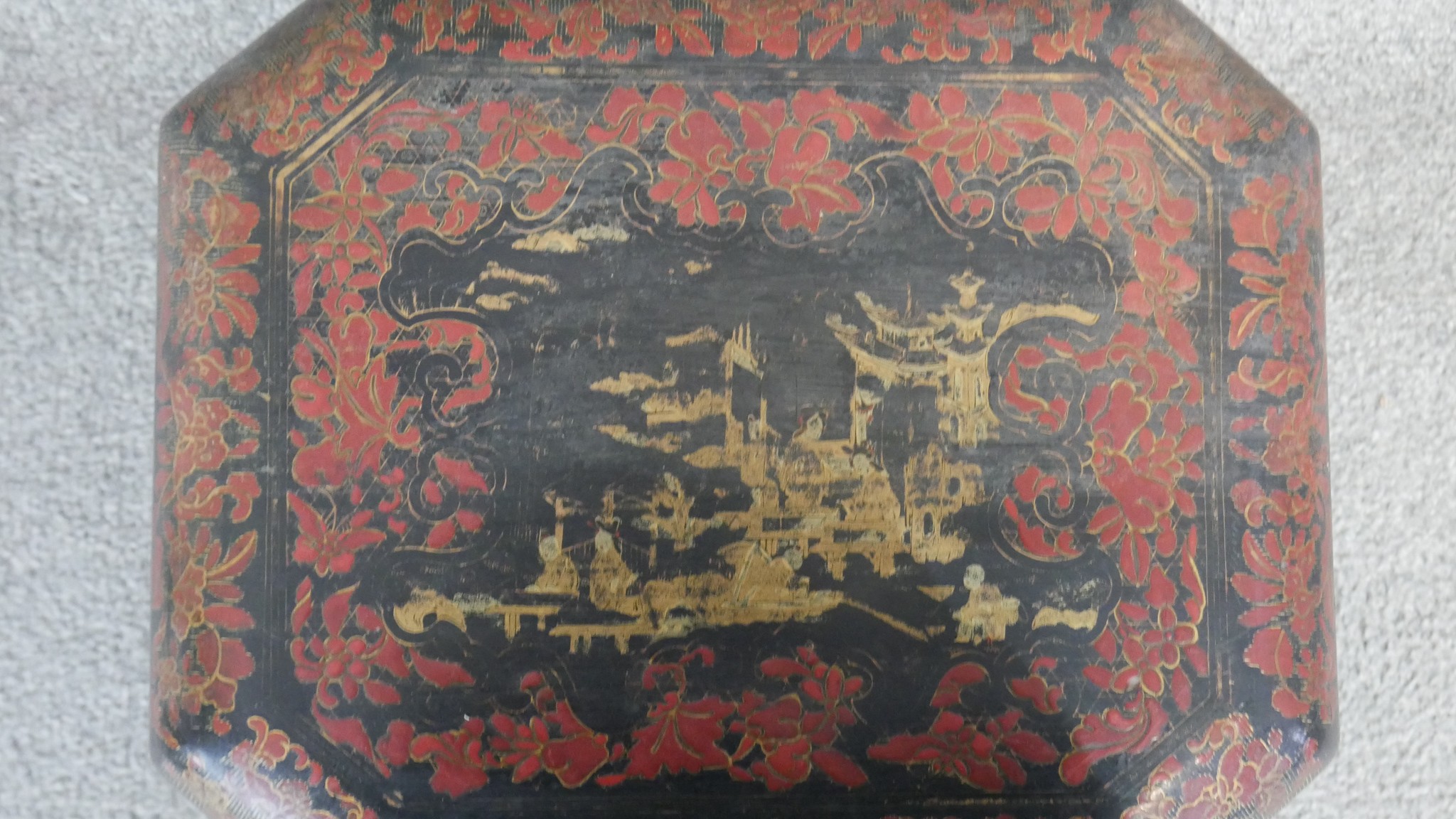 A 19th century lockable Chinese gilded lacquer tea box with engraved pewter lidded partitions. - Image 5 of 5