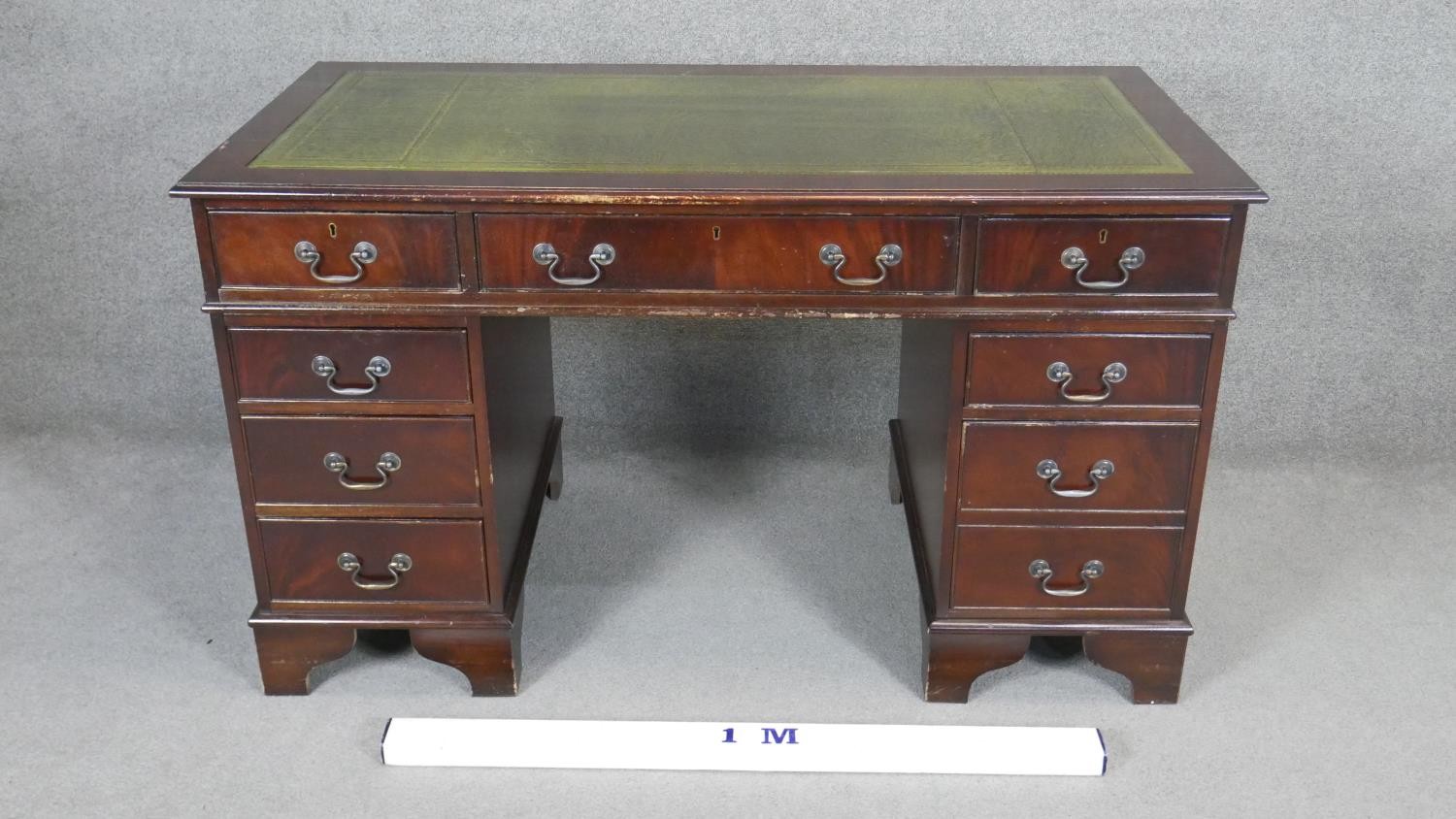 A Georgian style mahogany three part pedestal desk with inset tooled leather top. H180 W.136 D.67cm - Image 3 of 4