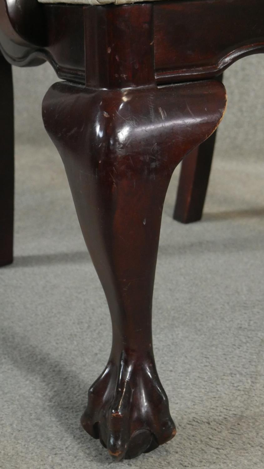 A set of six mahogany early Georgian style dining chairs with shaped shell carved splats above - Image 4 of 6