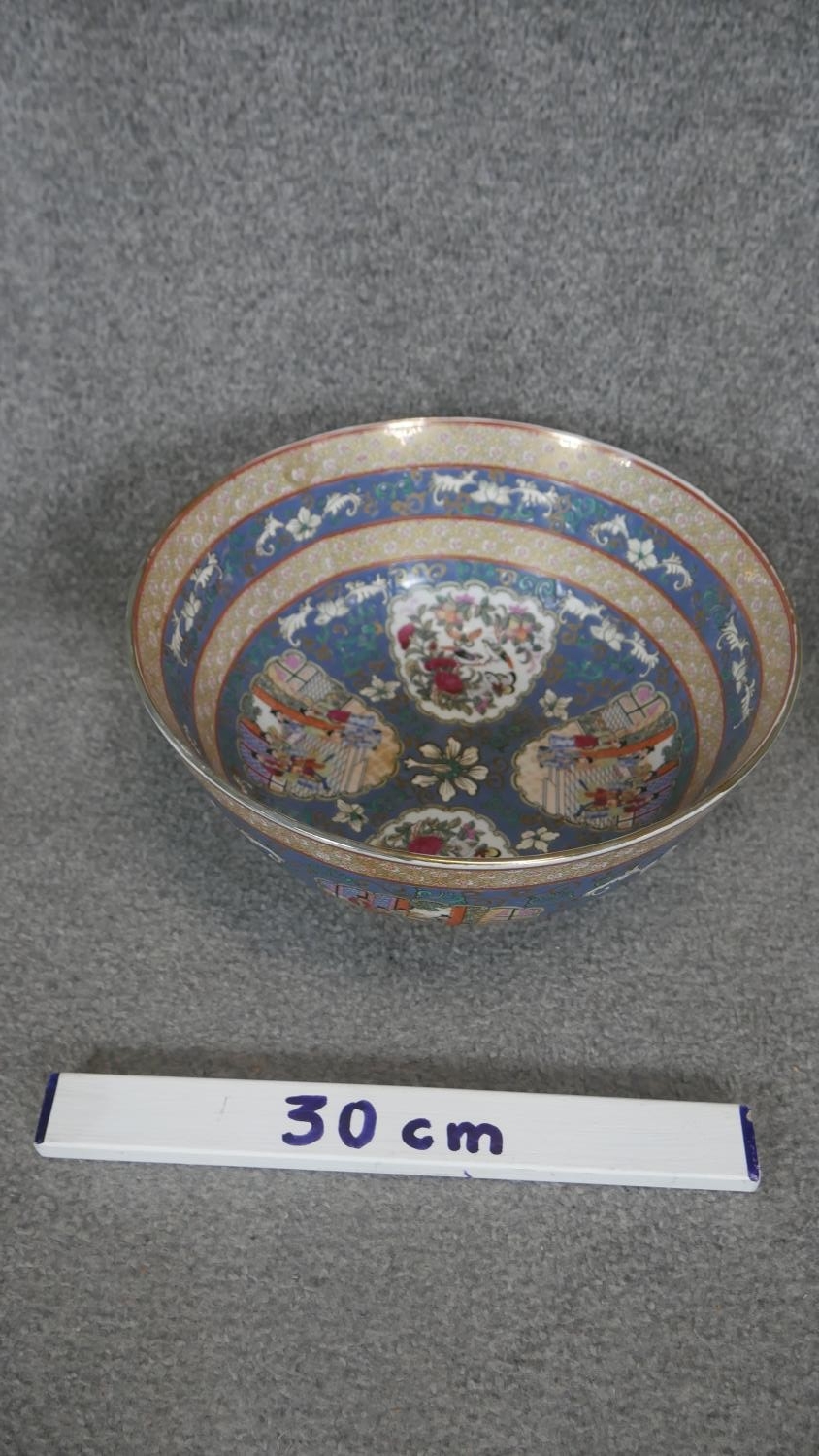 A 20th century Chinese porcelain hand painted bowl decorated with temple scenes, abstract patterns - Image 2 of 5