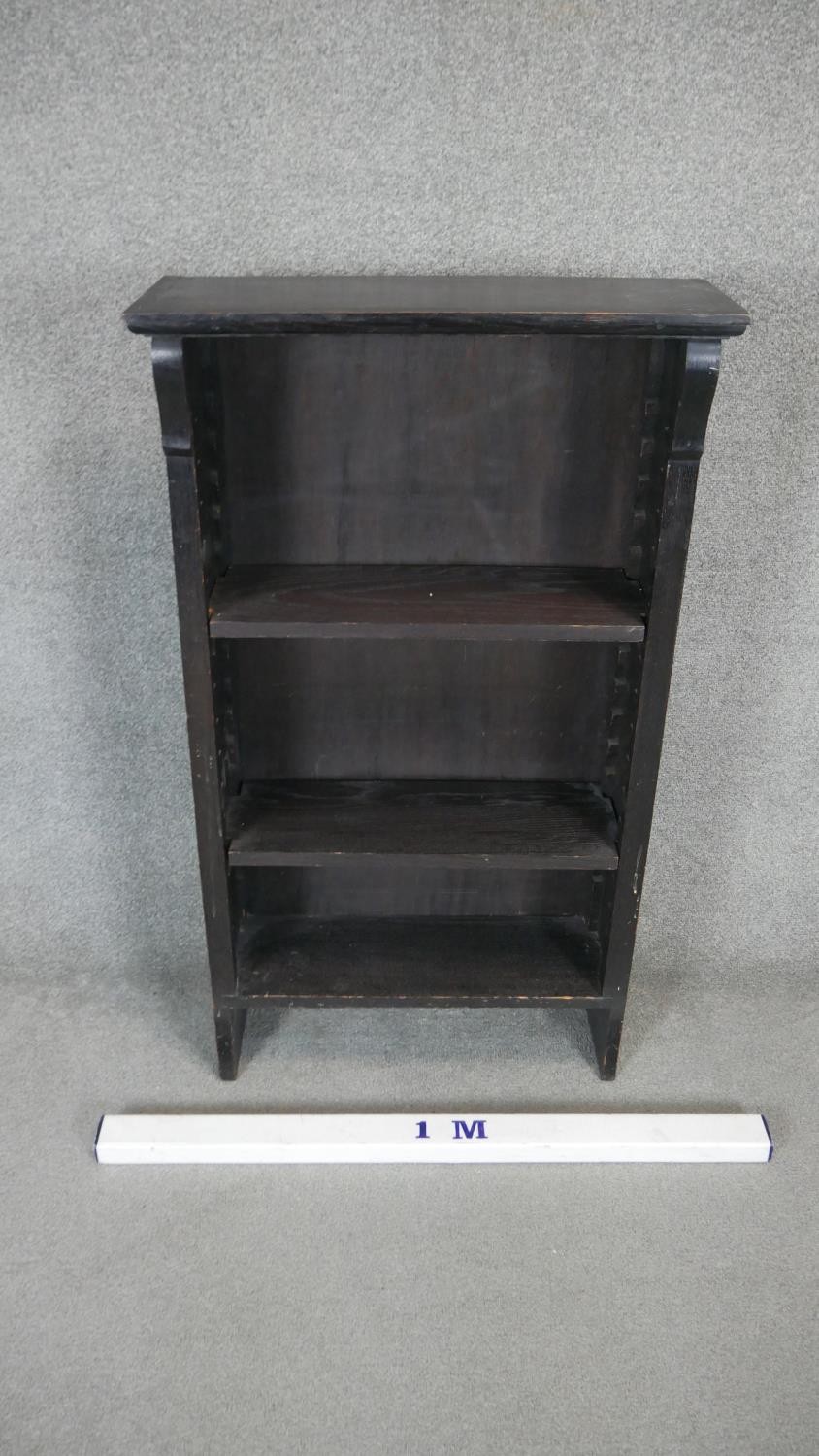 An ebonised open bookcase with adjustable shelves. H.120 W.70 D.26cm - Image 3 of 3