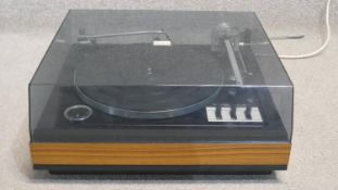 A vintage Garrard Zero 100SB turntable with cable. H.17 W.42