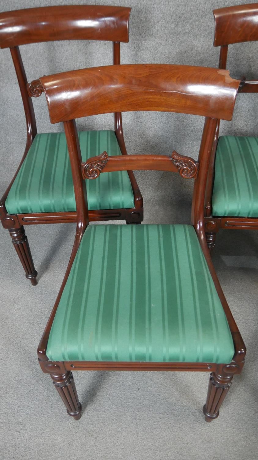 A set of six William IV mahogany dining chairs with acanthus carved backs and drop in seats on - Image 2 of 4
