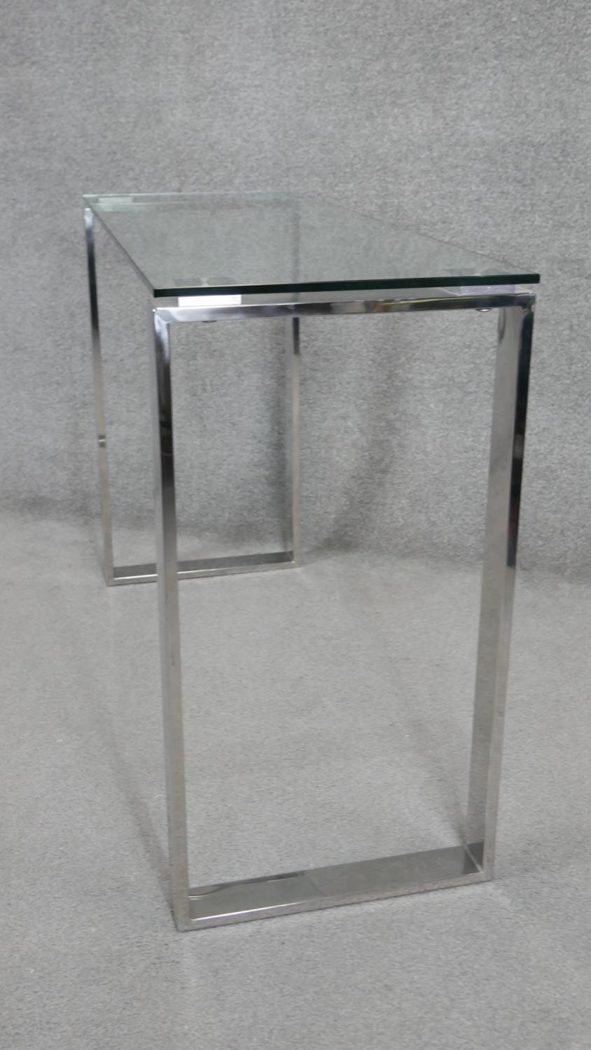 A vintage style console table with plate glass top on chromium base. H.75 x W.110 x D.40cm - Image 3 of 3