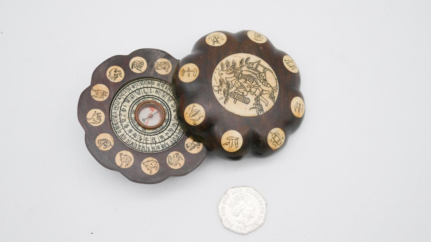 A 20th century Chinese Feng Shui rosewood and bone compass. In a rosewood case with eight bone - Image 2 of 4