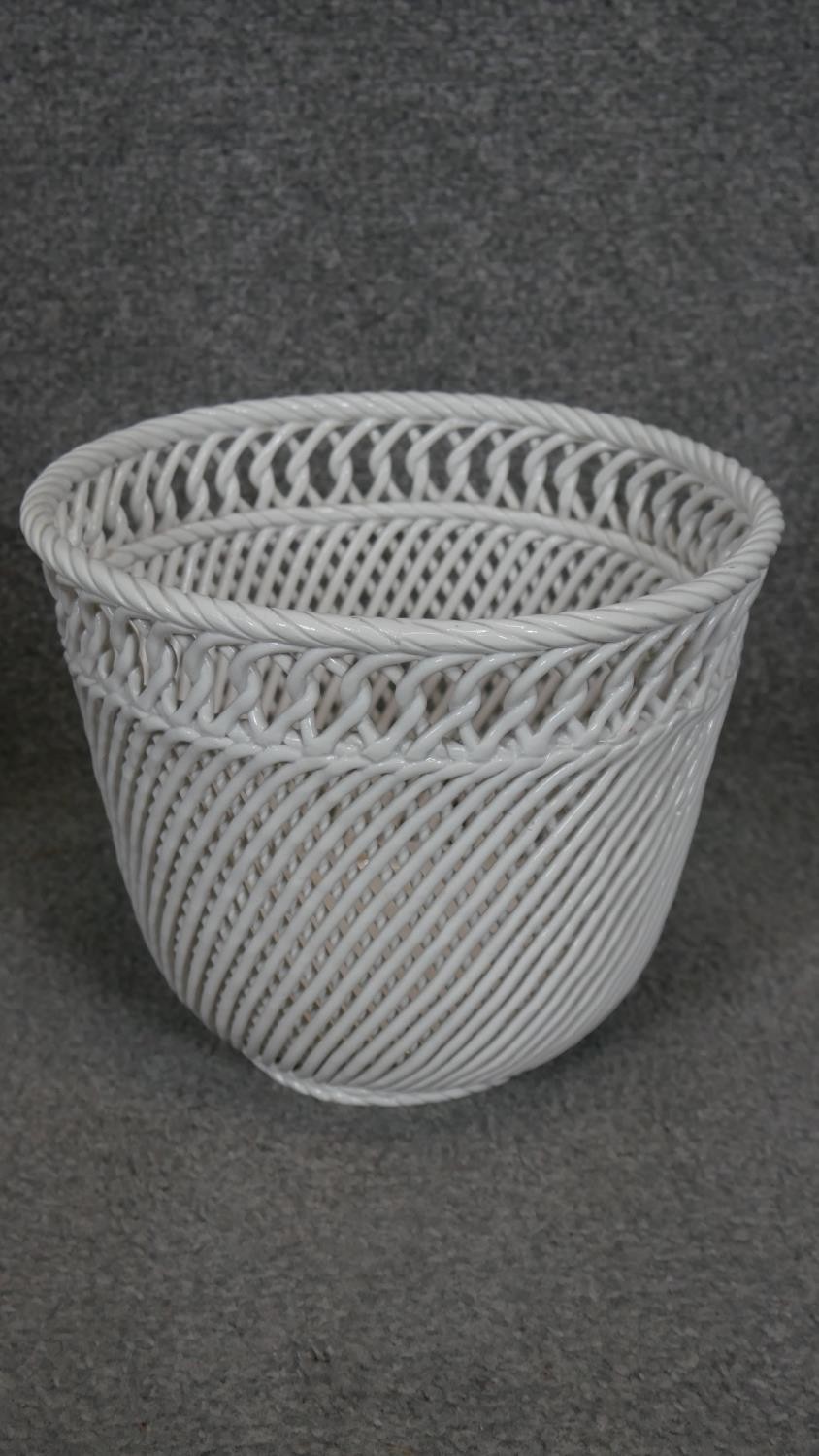 A collection of ceramics. Including a white Italian porcelain woven planter, an Art Deco stone - Image 4 of 6