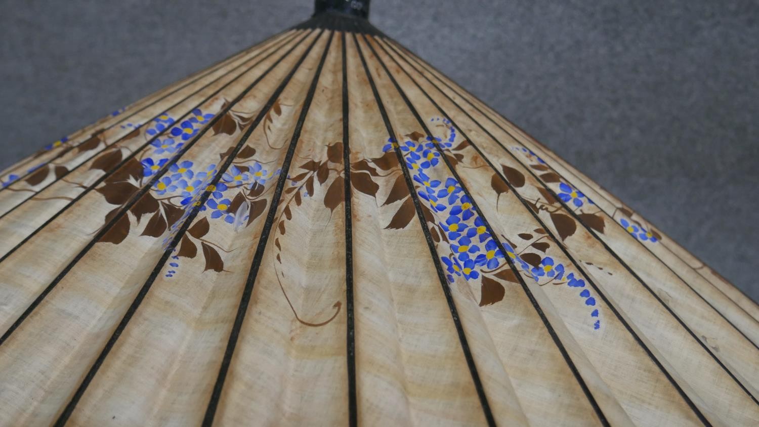 Two antique Chinese parasols, one with a painted wisteria flower design. L.95cm - Image 5 of 5