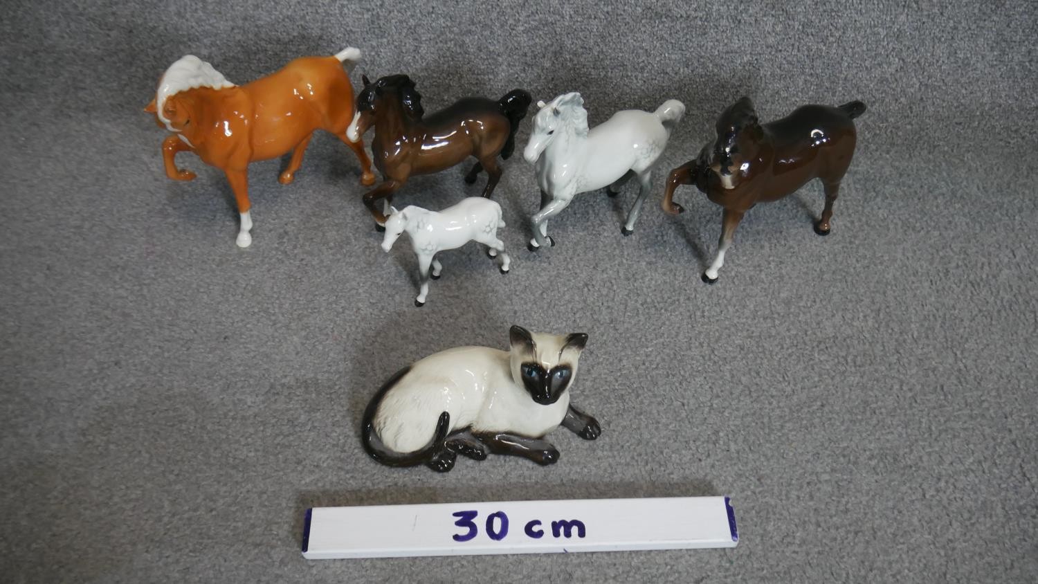 A collection of porcelain animals including five hand painted porcelain Beswick horses, makers stamp - Image 2 of 6