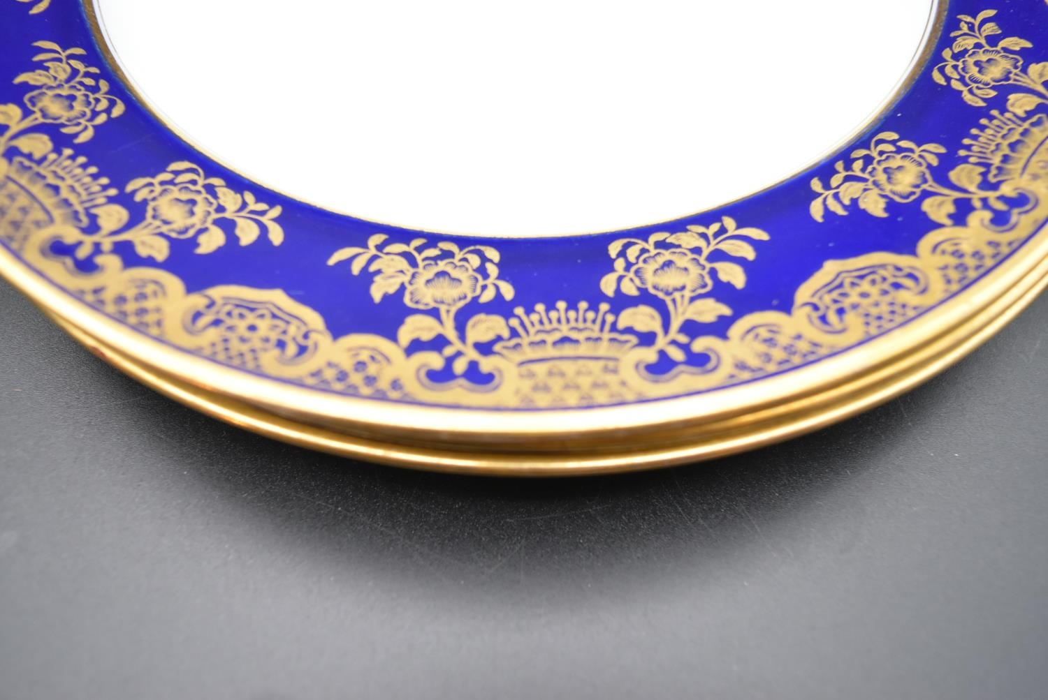 A Wedgwood gilded stylised foliate design part dinner service. Including 9 plates, 8 small plates, 4 - Image 10 of 21