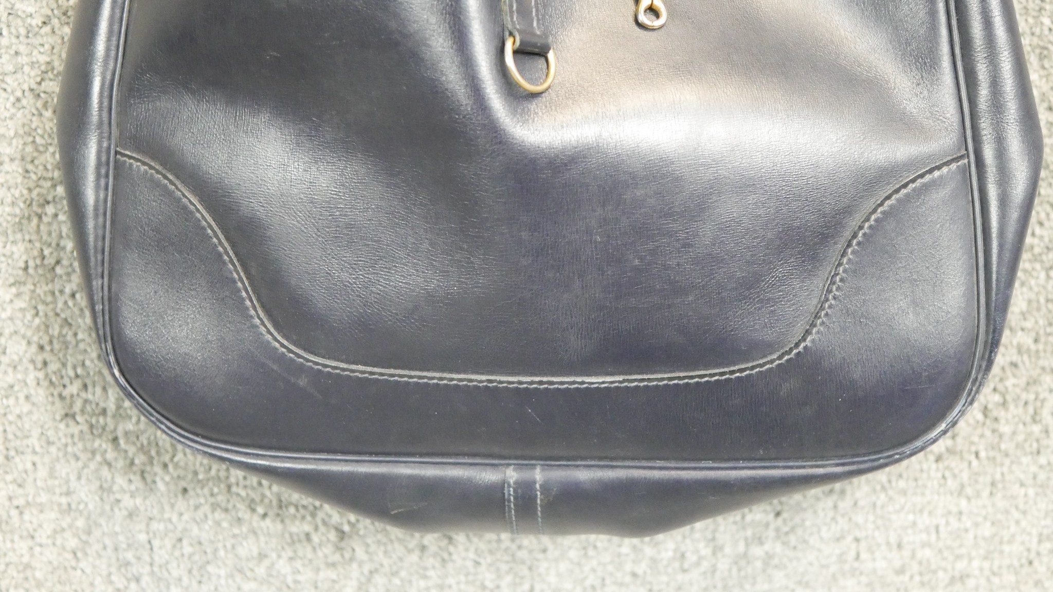 A Vintage 1978 Hermès dark blue box calf shoulder bag. Interior suede leather, brass hardware. - Image 6 of 6