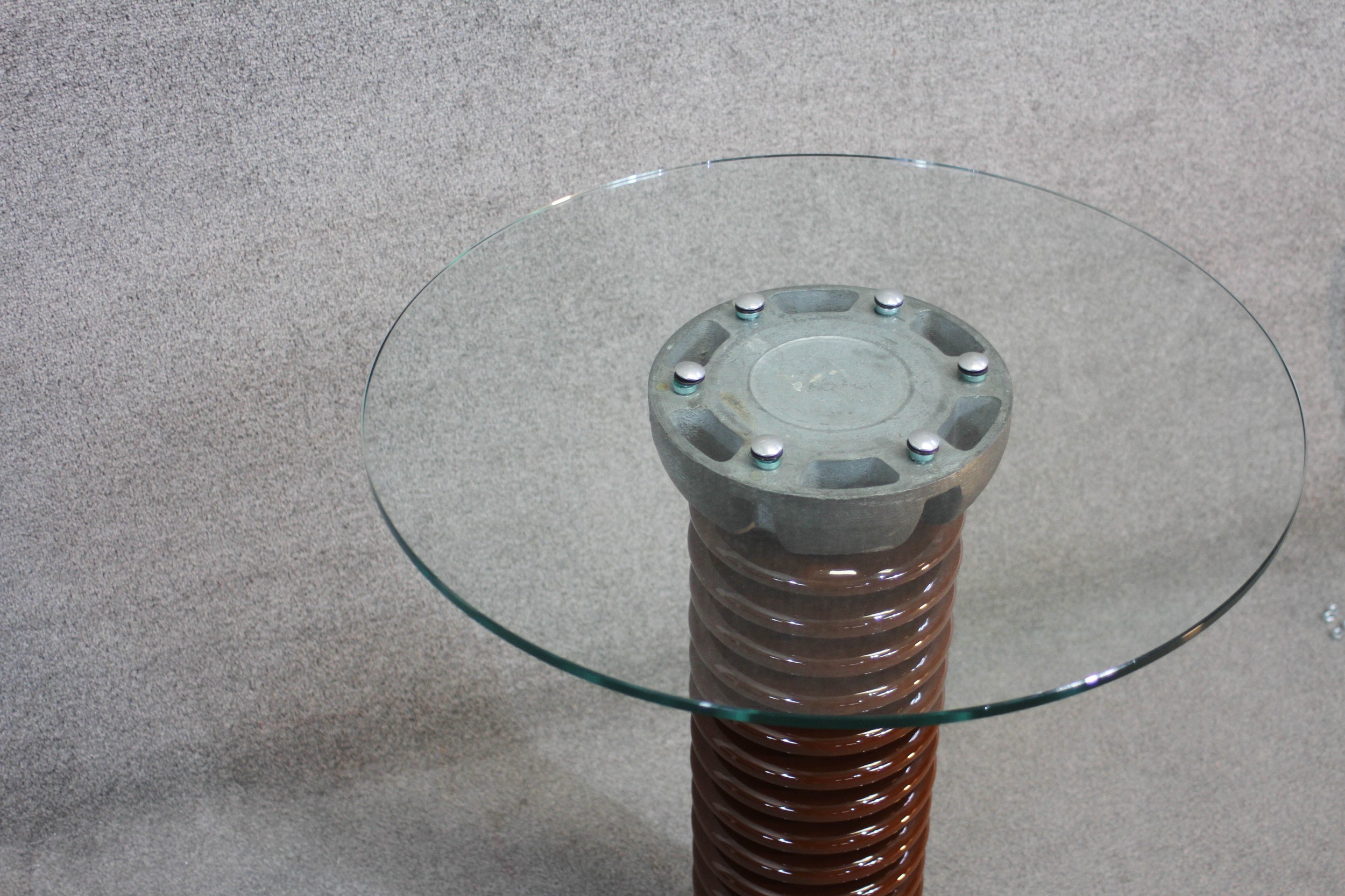 A plate glass topped occasional table on a pedestal from a glazed china high voltage insulator. H.74 - Image 5 of 6