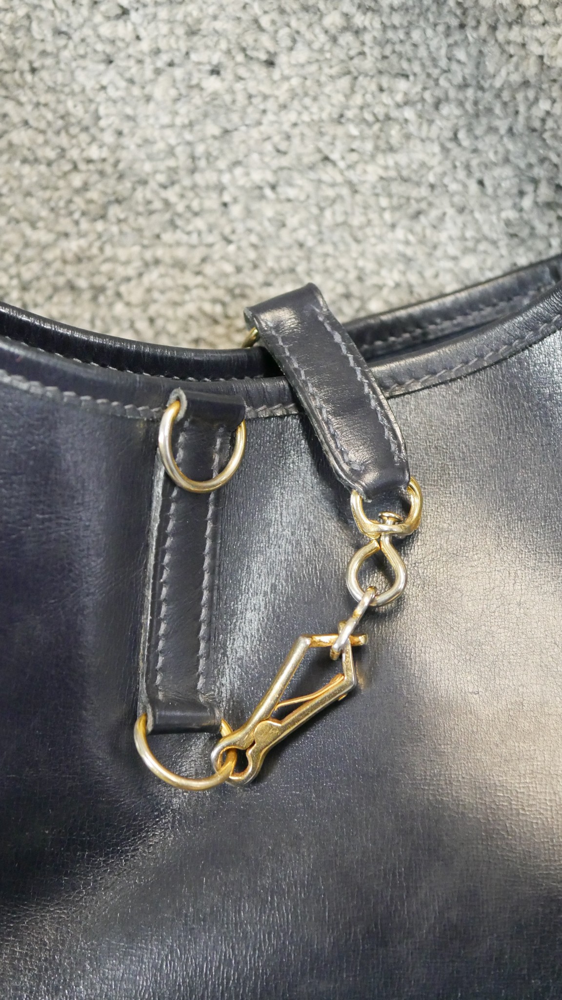 A Vintage 1978 Hermès dark blue box calf shoulder bag. Interior suede leather, brass hardware. - Image 3 of 6