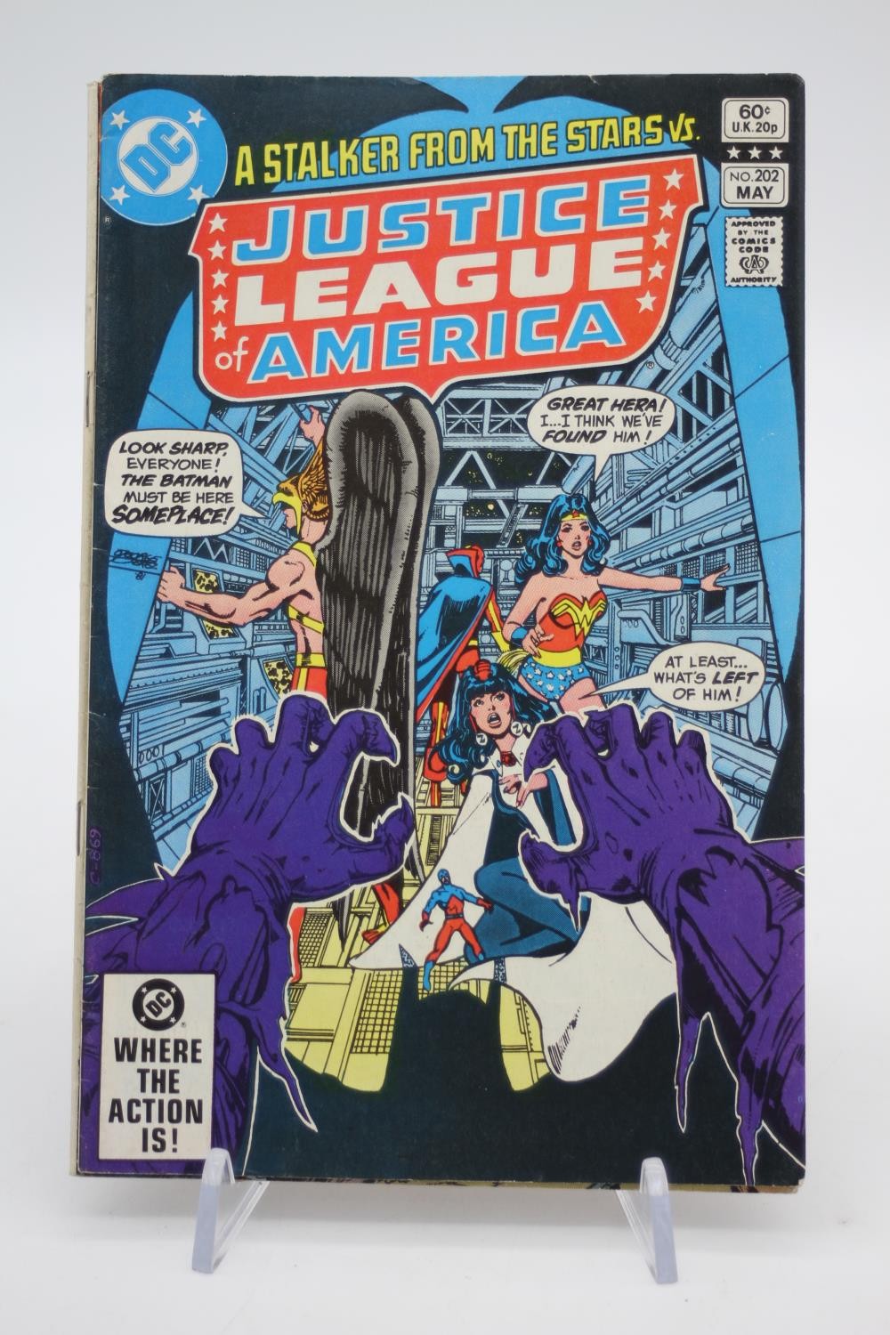 Twelve vintage DC comics. Including The Phantom Stranger, Justice League America, Scalphunter and - Image 3 of 4