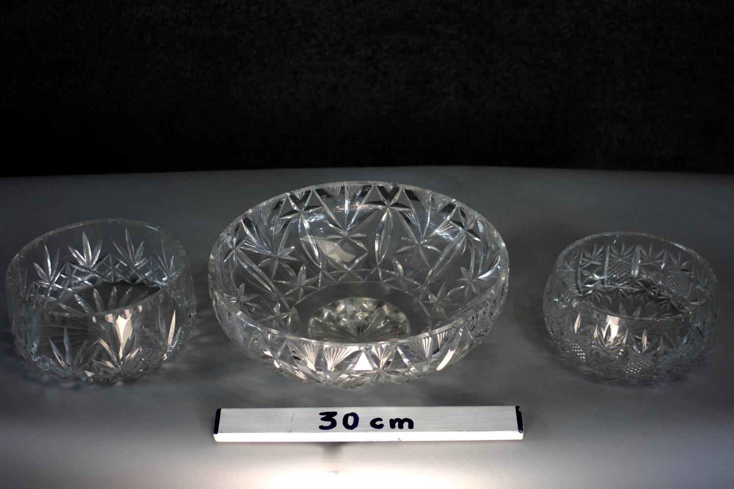 Three hand cut heavy crystal fruit bowls with stylised foliate design. Diam. 21 (largest) - Image 2 of 2