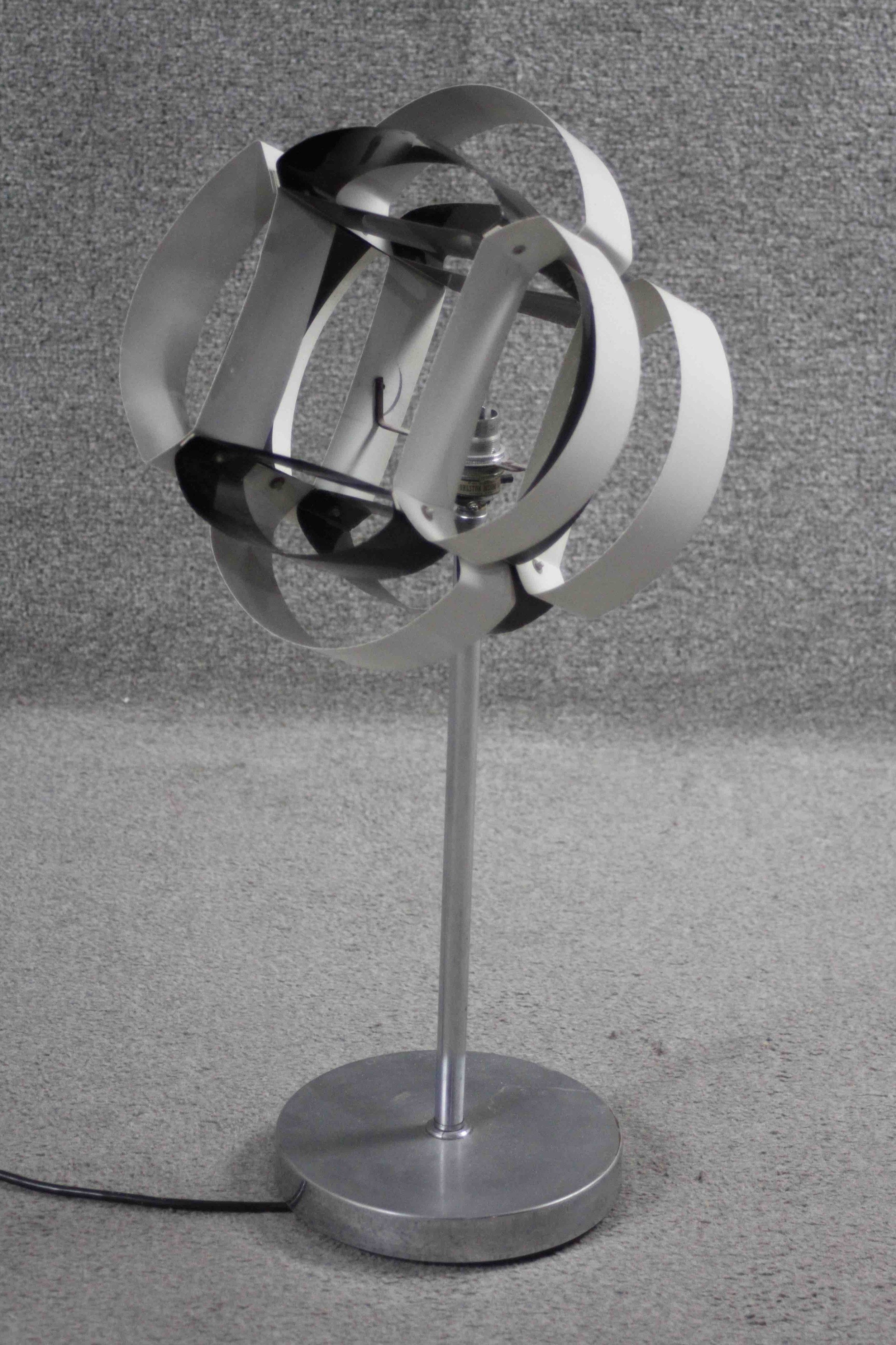 A vintage black and white metal strip abstract design table lamp on brushed chrome stand. H.60 W. - Image 3 of 5