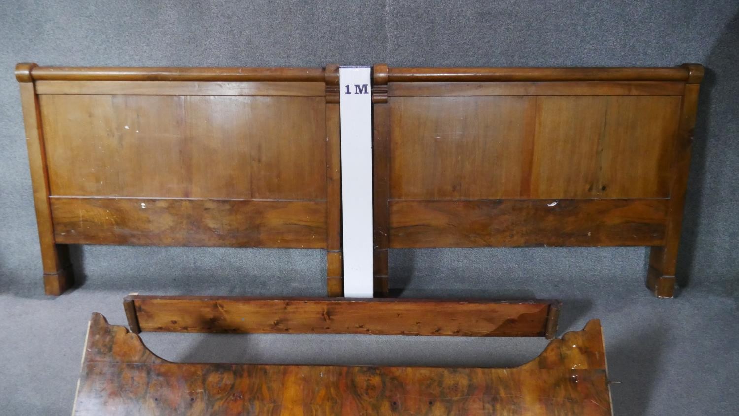 A 19th century walnut French bateau lit with mattress base. L.187 W.120cm - Image 3 of 5