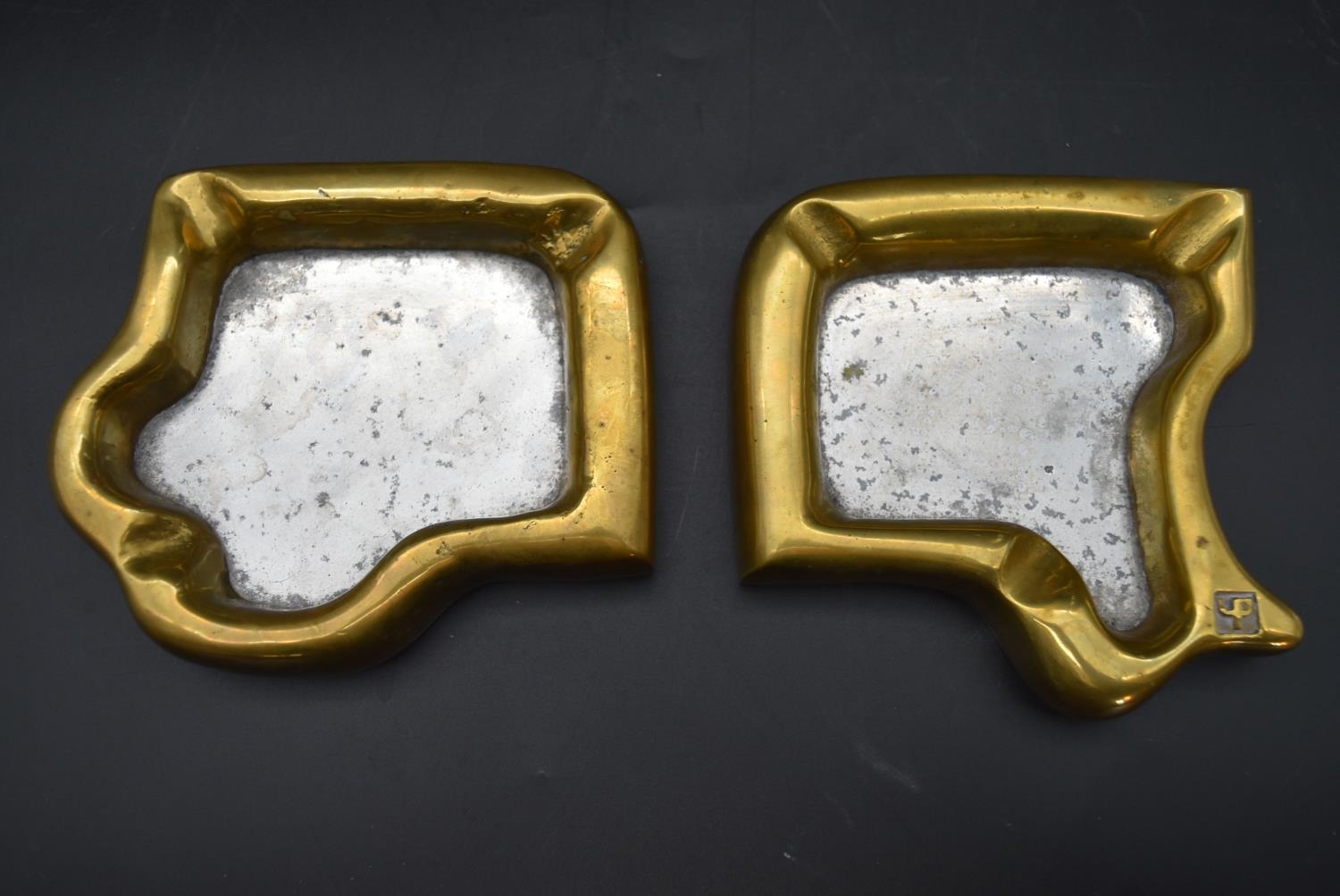 David Marshall - A set of four contemporary aluminium coasters with brass surround, handcrafted in a - Image 5 of 10