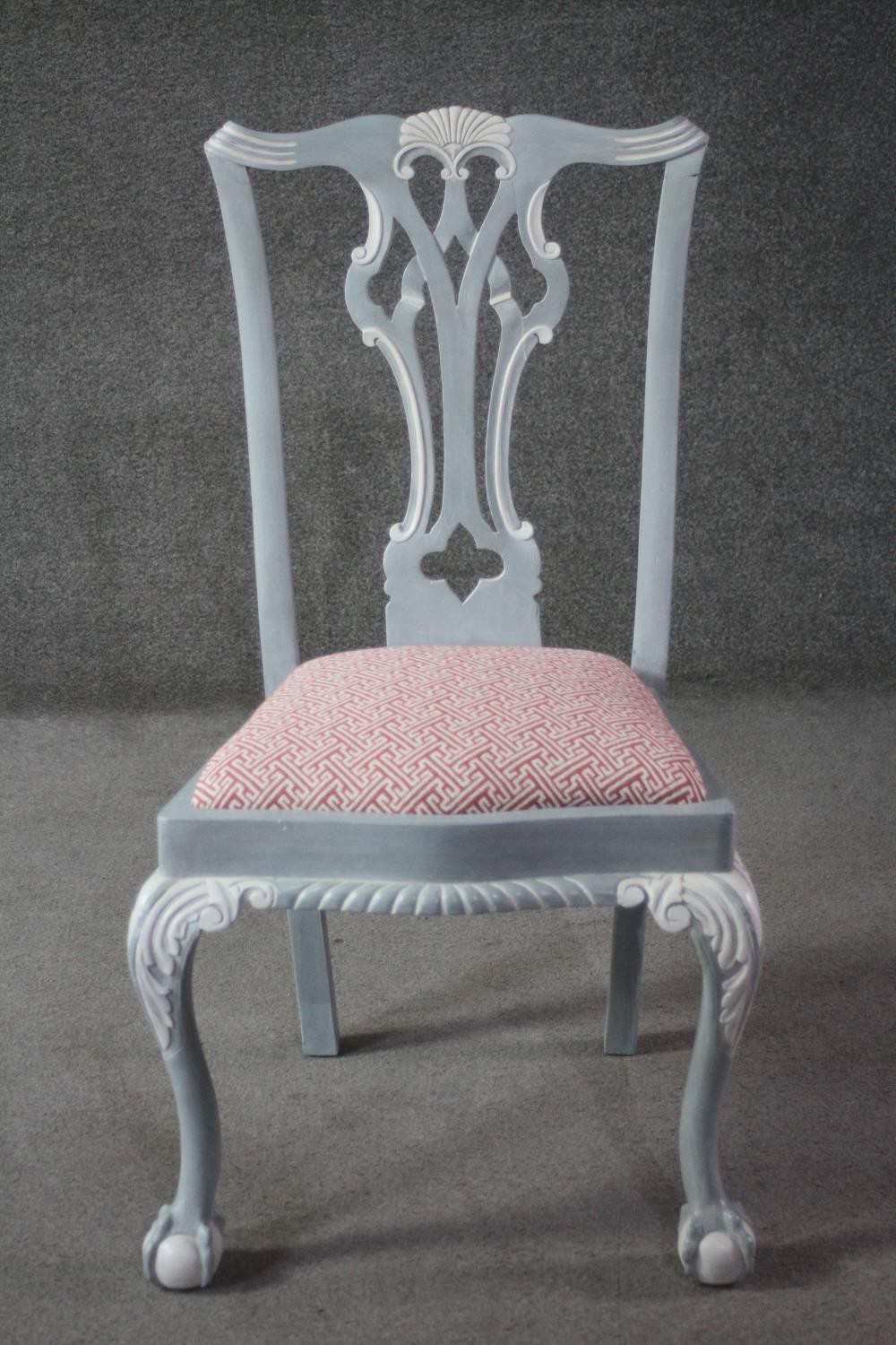 A set of six painted Chippendale style dining chairs with carved and pierced splat backs above - Image 2 of 4