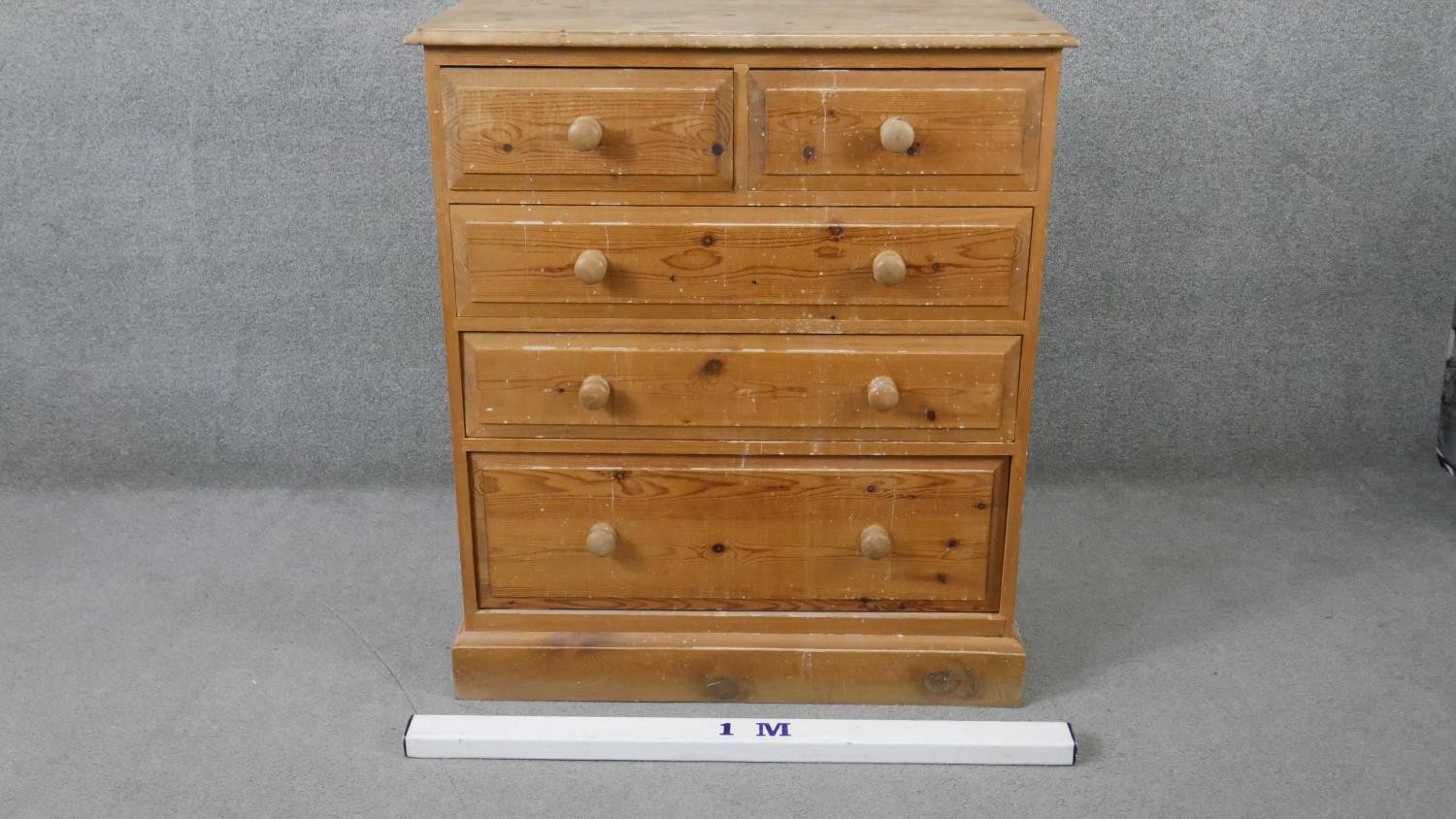 A Victorian style pine chest of drawers on plinth base. H.105 W.90 D.45cm - Image 2 of 6