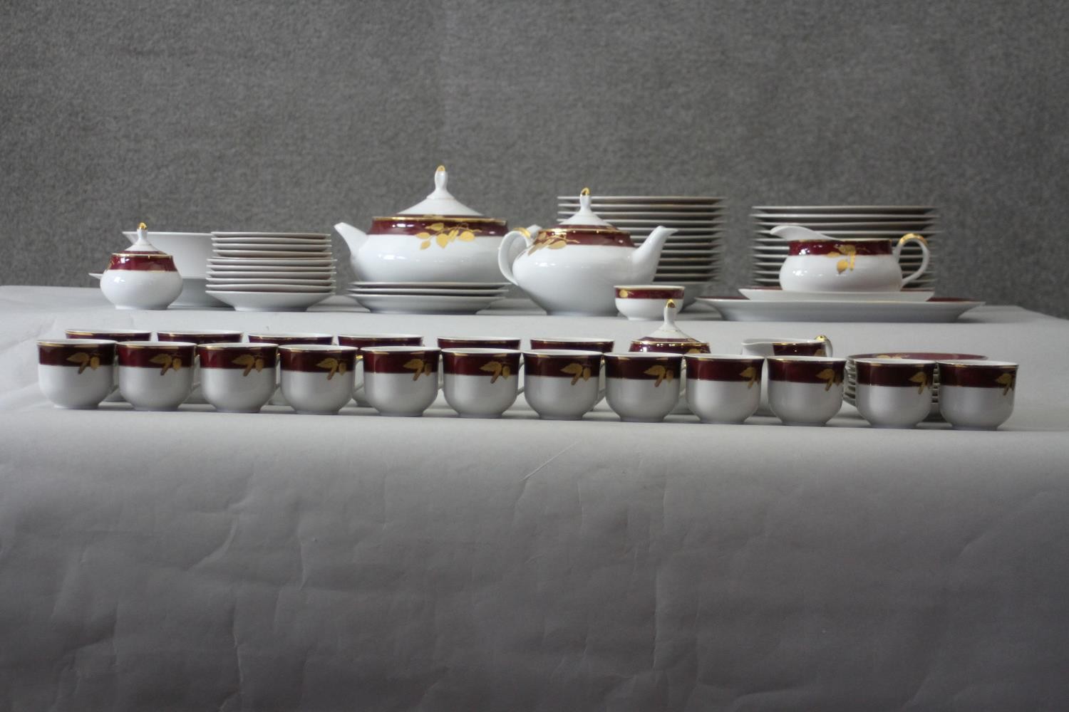 A Thun Czech porcelain twelve person part dinner set in maroon and gilt fruit design. Comprising - Image 4 of 15