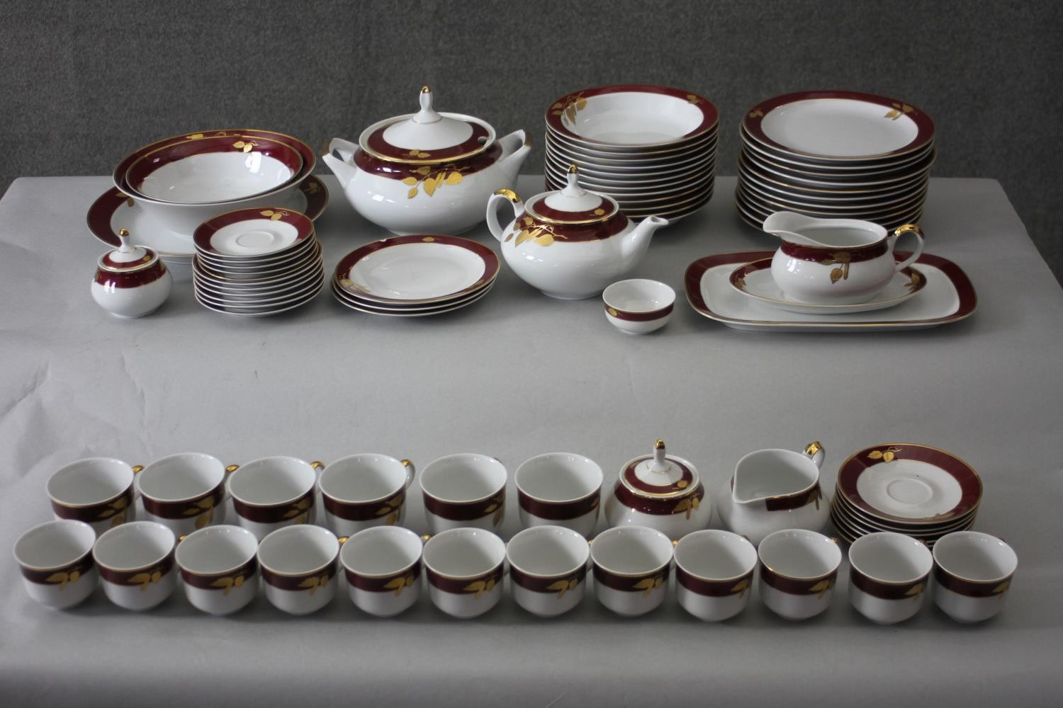A Thun Czech porcelain twelve person part dinner set in maroon and gilt fruit design. Comprising - Image 6 of 15