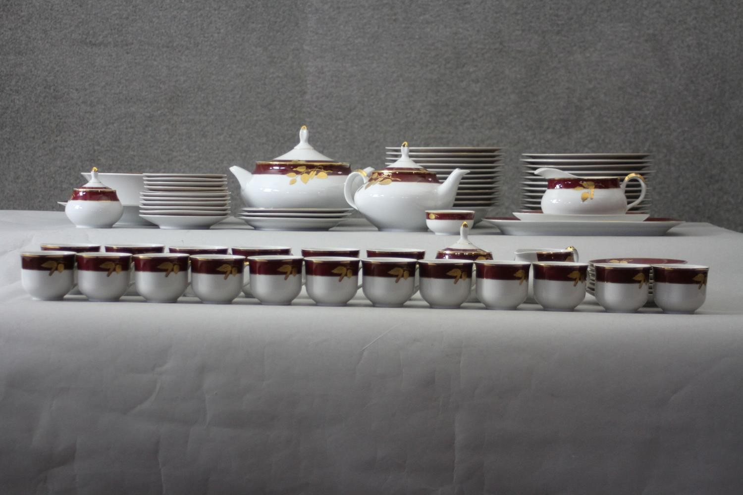 A Thun Czech porcelain twelve person part dinner set in maroon and gilt fruit design. Comprising - Image 3 of 15