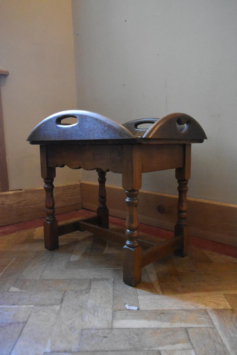 An antique style country elm hinged flap butler's tray on stand. H.48 W.75 D.60cm - Image 5 of 8