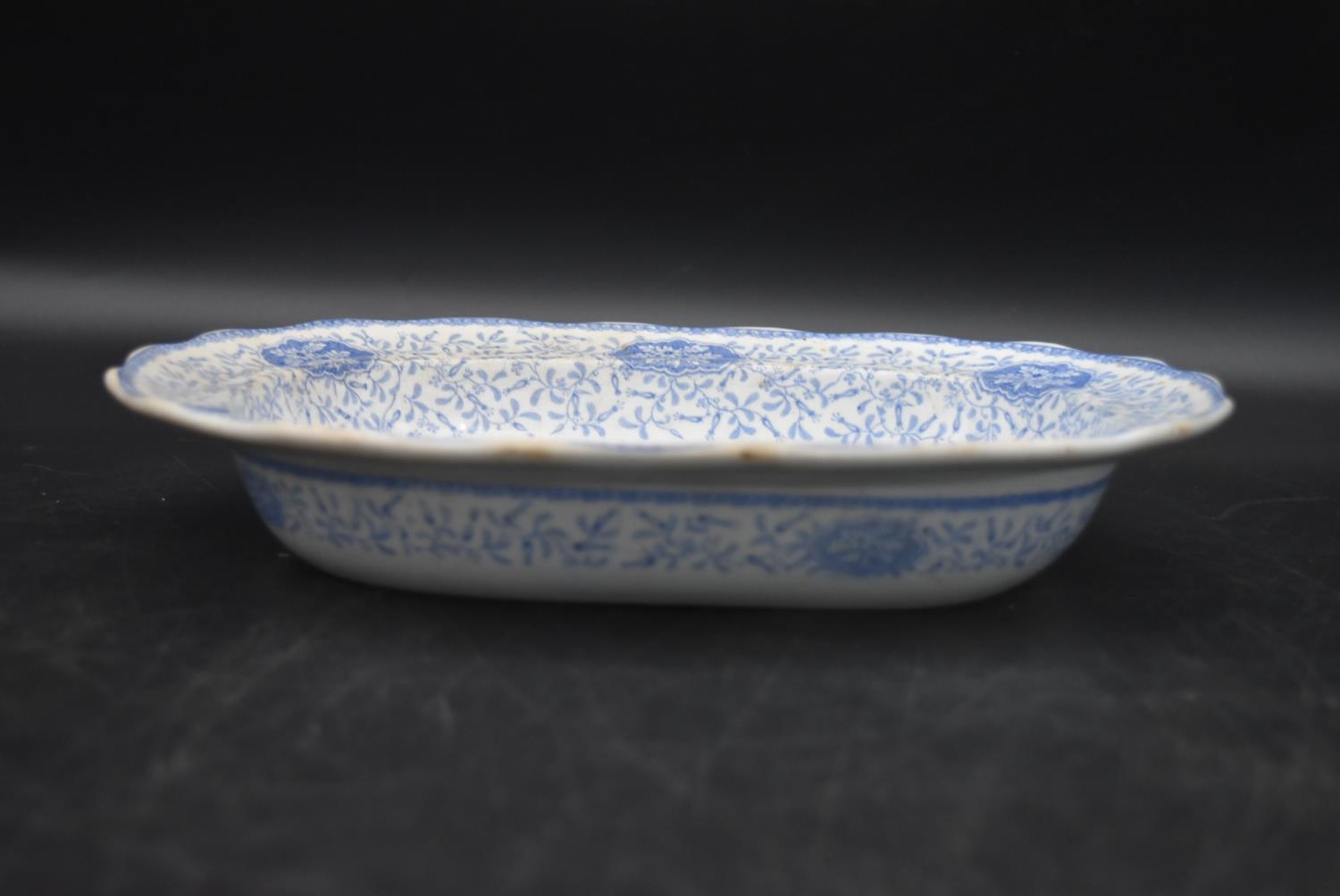 A set of three early 20th century Davenport serving bowls, 'Erica' decorated with foliate garden - Image 6 of 11