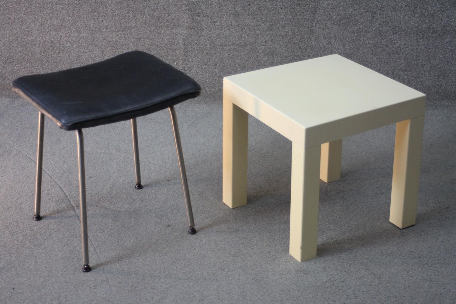 A mid century vintage Stag dressing stool by John and Sylvia Reid along with a contemporary lamp - Image 4 of 4