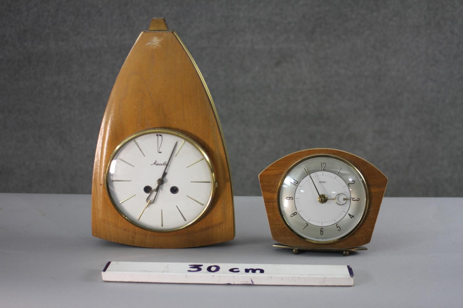 Two mid century teak clocks. One by Metamec. H.31 W.20 (largest) - Image 5 of 5