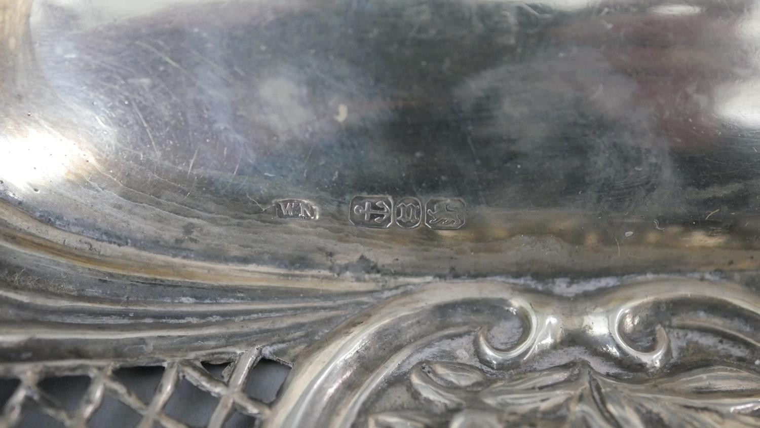 A Victorian pierced repousse design silver pin dish with floral and scrolling motifs and pierced - Image 4 of 5