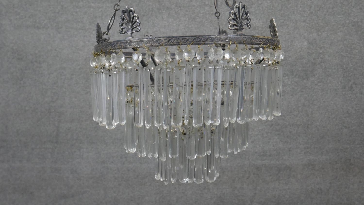 A vintage basket chandelier with cut crystal drops. H.70 Diam.37 cm - Image 3 of 6
