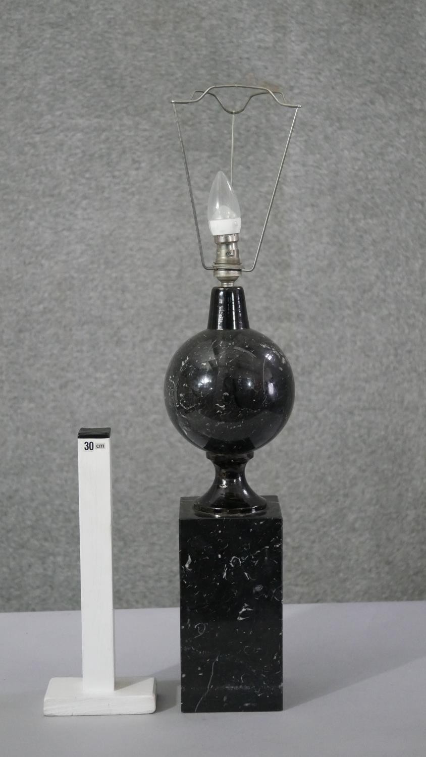A carved black fossilised marble table lamp of architectural design. H.65 W.10 D.10 cm - Image 2 of 4