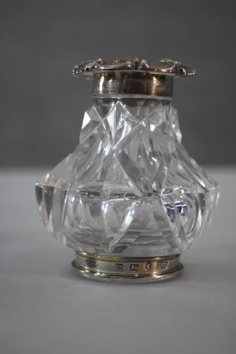 A 19th century cut glass and silver topped ink well and pounce pot with repousse detailing along - Image 6 of 12
