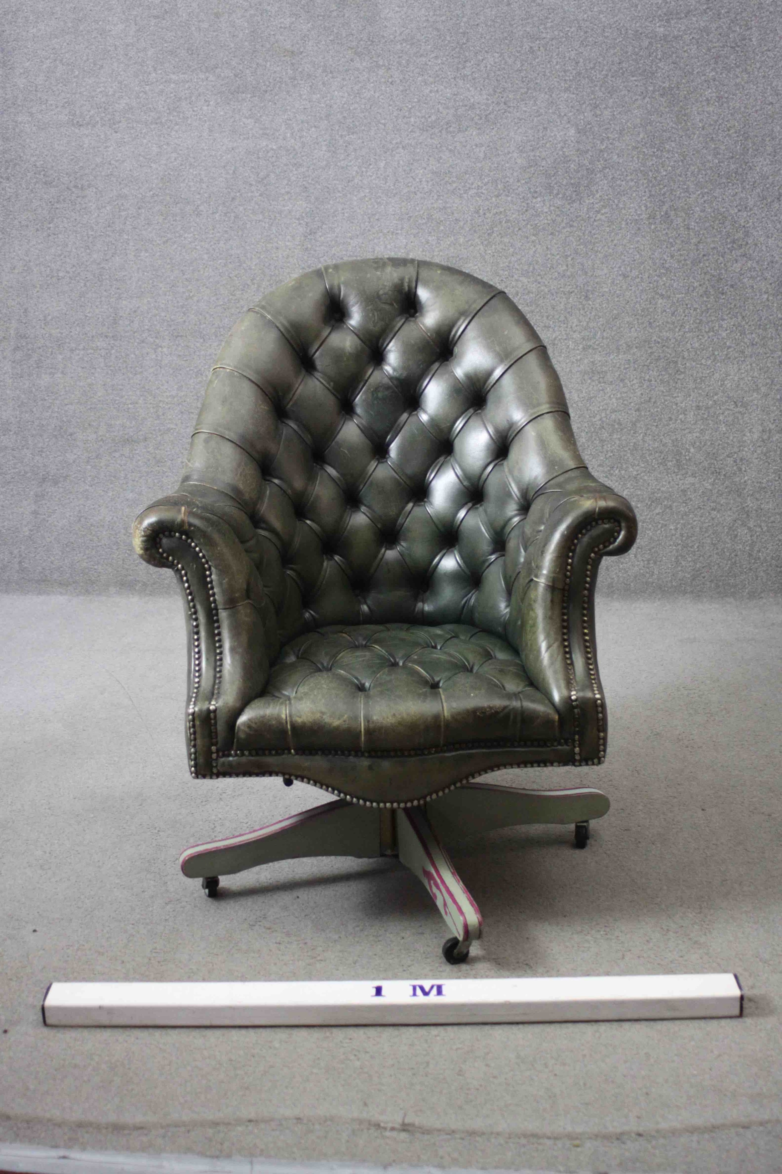 A tub shaped library armchair or desk chair in deep buttoned leather upholstery with tilt and swivel - Image 2 of 6