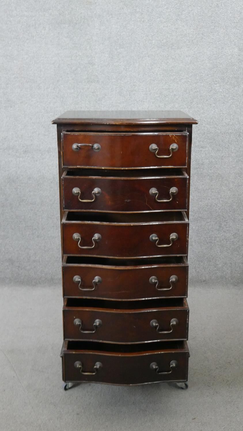 A Georgian style mahogany serpentine fronted tall chest of six drawers on shaped bracket feet. H.100 - Image 3 of 6