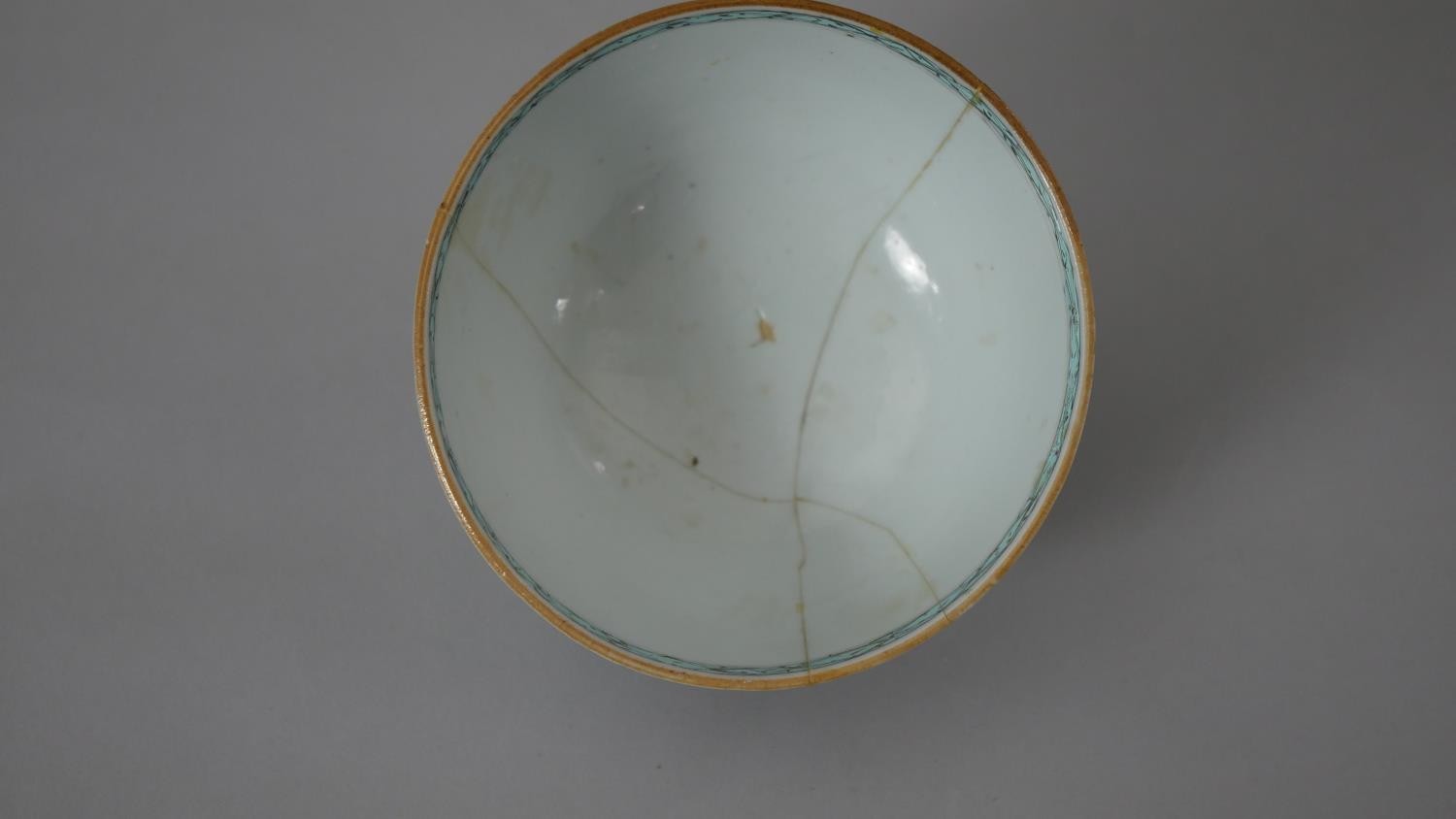 A 19th century Chinese Imperial yellow glaze dragon bowl along with a Famille Rose porcelain tea - Image 9 of 11
