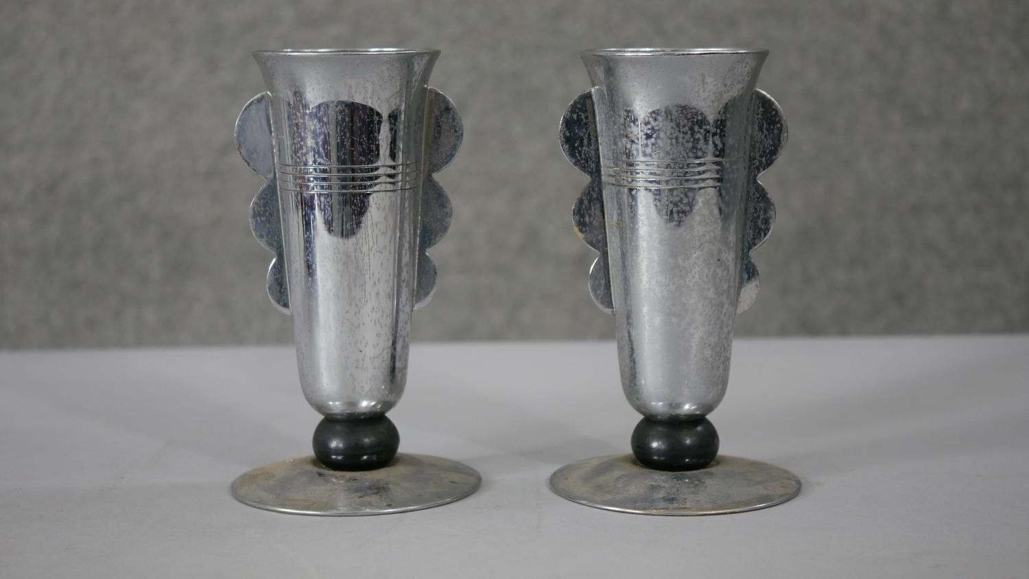 A pair of Art Deco chromed and bakelite goblets along with a pair of vintage tinplate childrens - Image 2 of 9