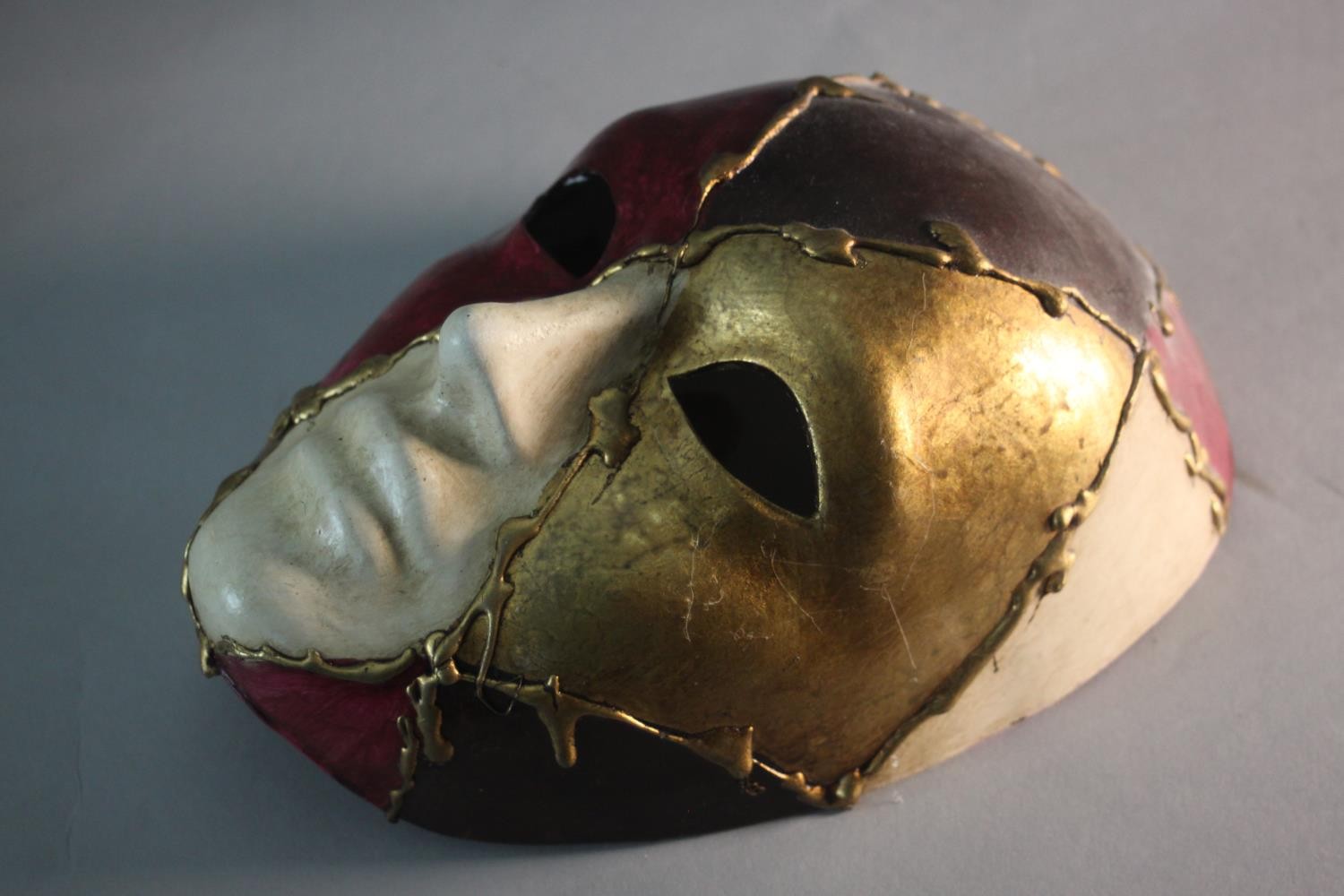 Two bespoke Ca' del Sol Venetian masks, each with a harlequin design, one with a gilded turned - Image 4 of 8